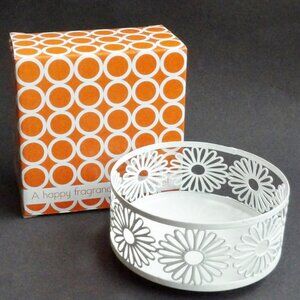 Gold Canyon Candles White Daisy Candle Wrap 4" Diameter New In Box #83546